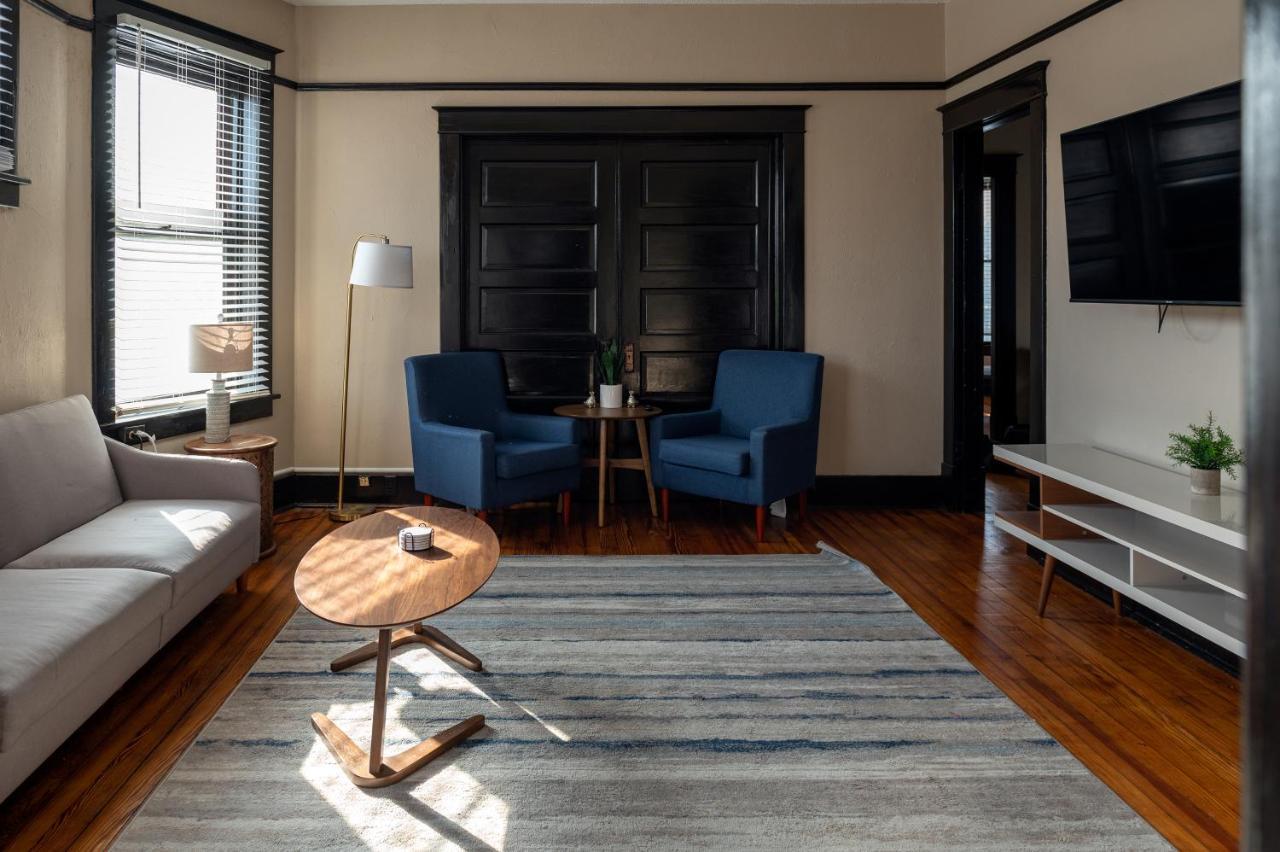 Updated 3 Bedroom Unit With Balcony! Кейп-Жирардо Экстерьер фото